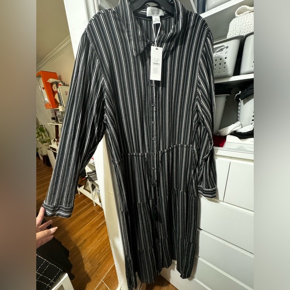 City Chic Refinity Crete Stripe Dress - Picture 4 of 10